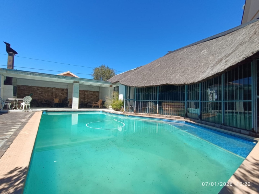 5 Bedroom Property for Sale in Wilkeville North West